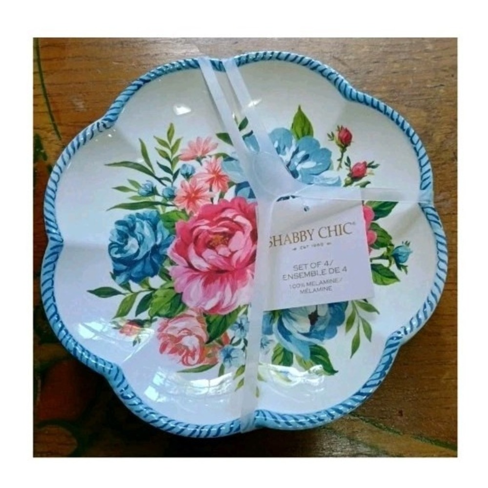 Shabby Chic Salad/Appetizer Floral Scalloped Melamine Plates - Set Of‎ 4